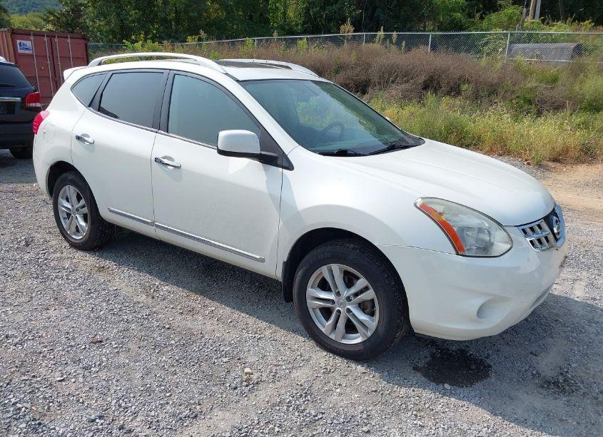 2013 Nissan Rogue SV (VIN JN8AS5MV3DW109884) main photo