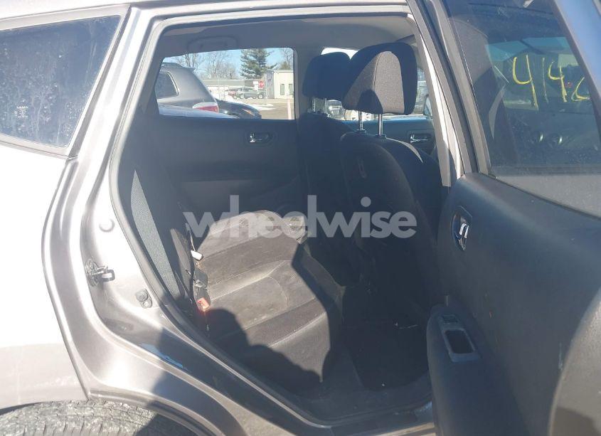 Photo 8 of 2013 Nissan Rogue S (VIN JN8AS5MV3DW116074)