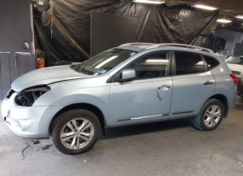 Photo 15 of 2013 Nissan Rogue SV (VIN JN8AS5MV3DW129228)