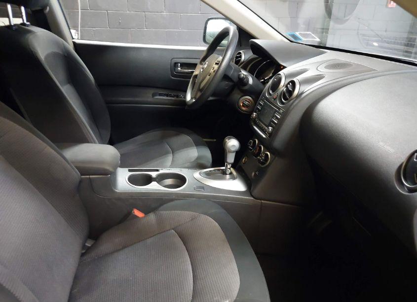 Photo 5 of 2013 Nissan Rogue SV (VIN JN8AS5MV3DW129228)