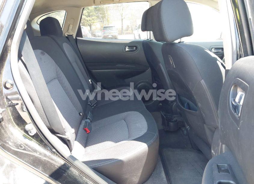 Photo 8 of 2013 Nissan Rogue SV (VIN JN8AS5MV3DW601220)