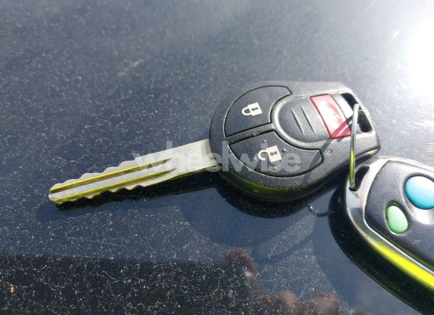 Photo 11 of 2013 Nissan Rogue S (VIN JN8AS5MV3DW609575)