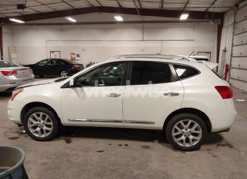 Photo 15 of 2013 Nissan Rogue SV W/SL PKG (VIN JN8AS5MV3DW611567)