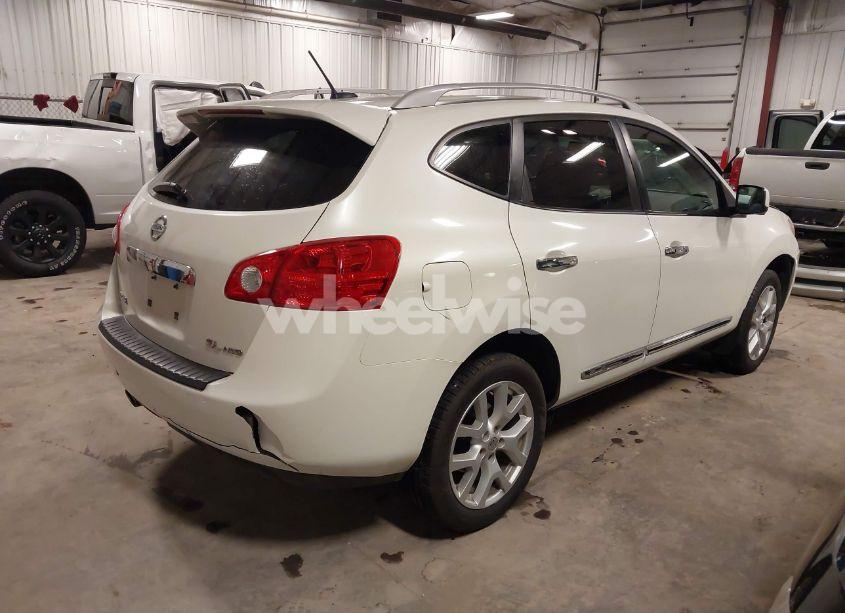 Photo 4 of 2013 Nissan Rogue SV W/SL PKG (VIN JN8AS5MV3DW611567)