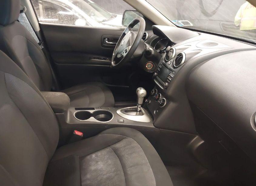 Photo 5 of 2013 Nissan Rogue S (VIN JN8AS5MV3DW612573)