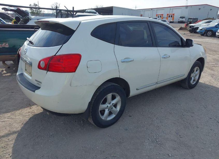 Photo 4 of 2013 Nissan Rogue S (VIN JN8AS5MV3DW618874)