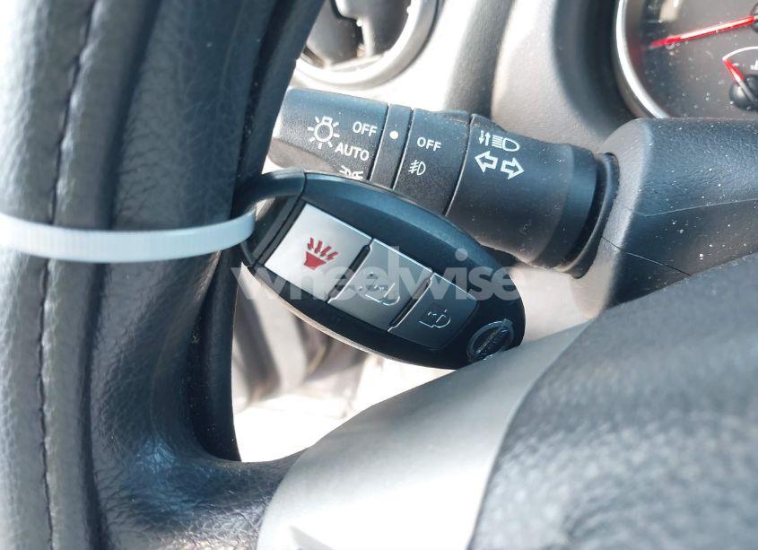 Photo 11 of 2013 Nissan Rogue SV (VIN JN8AS5MV3DW622939)