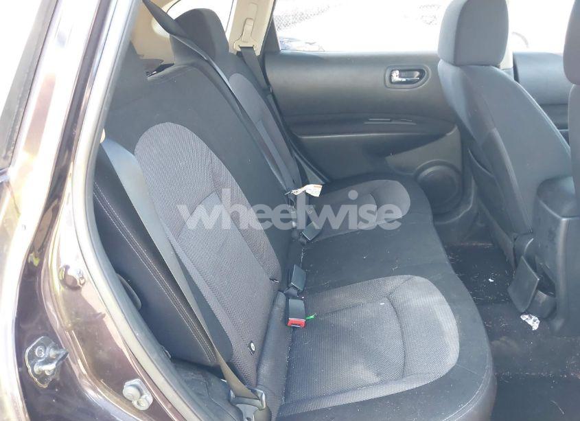 Photo 8 of 2013 Nissan Rogue SV (VIN JN8AS5MV3DW622939)