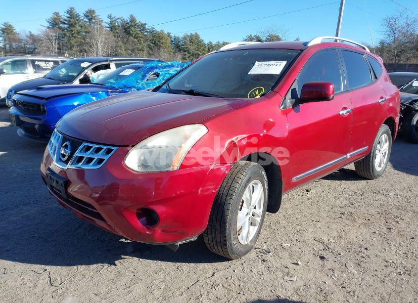 Photo 2 of 2013 Nissan Rogue SV (VIN JN8AS5MV3DW627770)