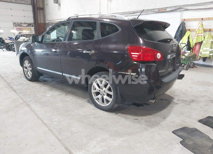 Photo 3 of 2013 Nissan Rogue SV W/SL PKG (VIN JN8AS5MV3DW629745)