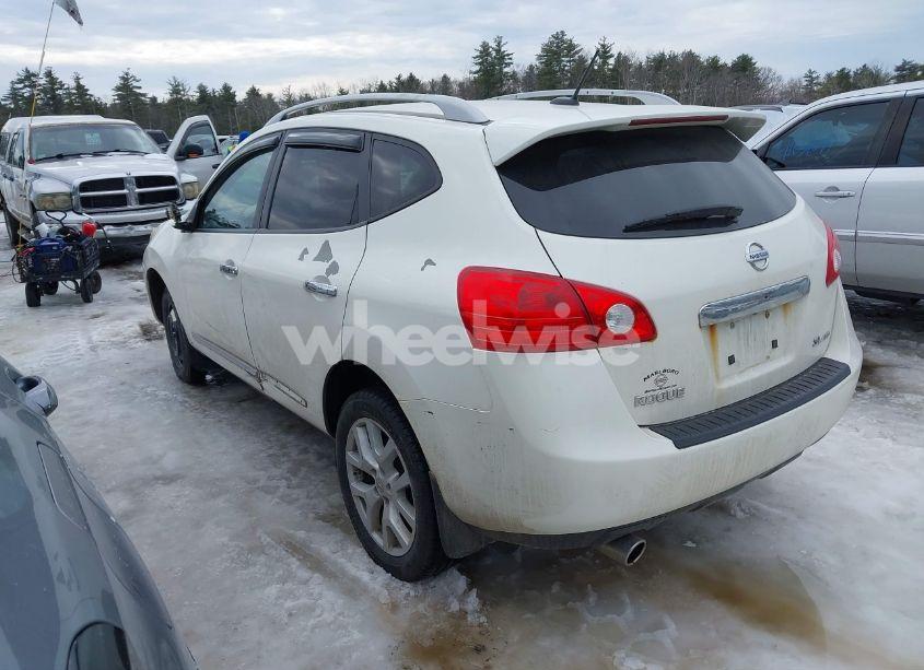 Photo 3 of 2013 Nissan Rogue SV W/SL PKG (VIN JN8AS5MV3DW640342)