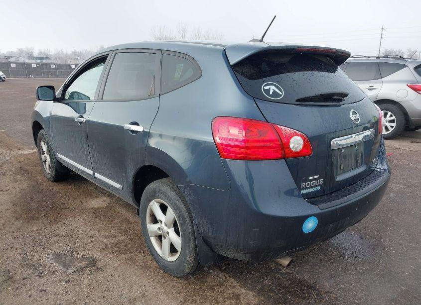 Photo 3 of 2013 Nissan Rogue S (VIN JN8AS5MV3DW644066)