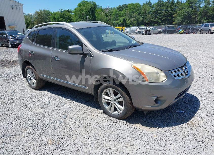 2013 Nissan Rogue SV (VIN JN8AS5MV3DW654080) main photo