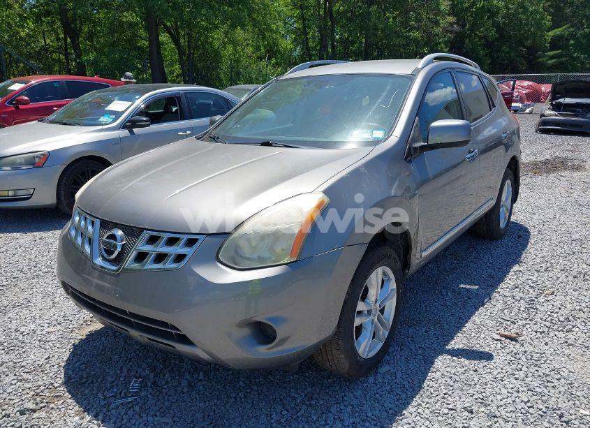 Photo 6 of 2013 Nissan Rogue SV (VIN JN8AS5MV3DW654080)