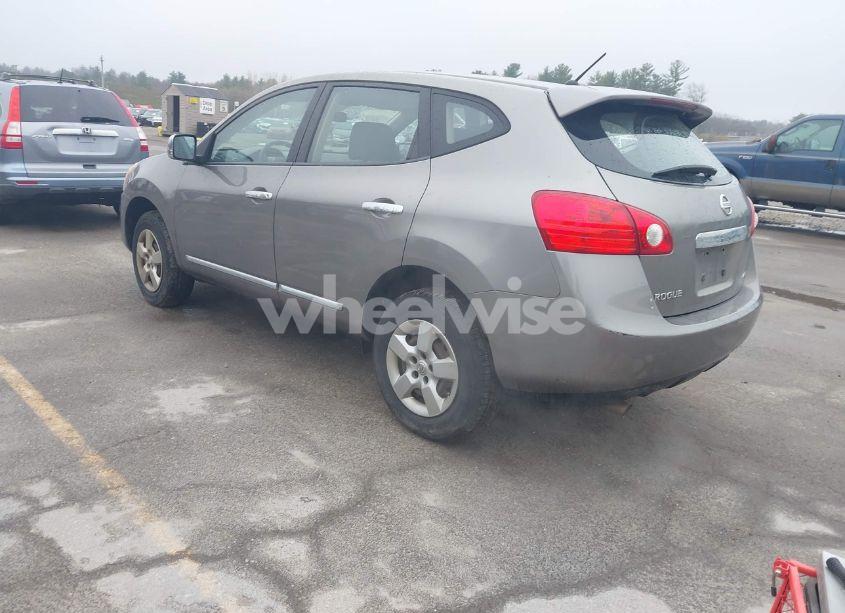 Photo 3 of 2013 Nissan Rogue S (VIN JN8AS5MV3DW655682)