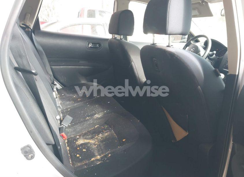 Photo 8 of 2013 Nissan Rogue S (VIN JN8AS5MV3DW660994)