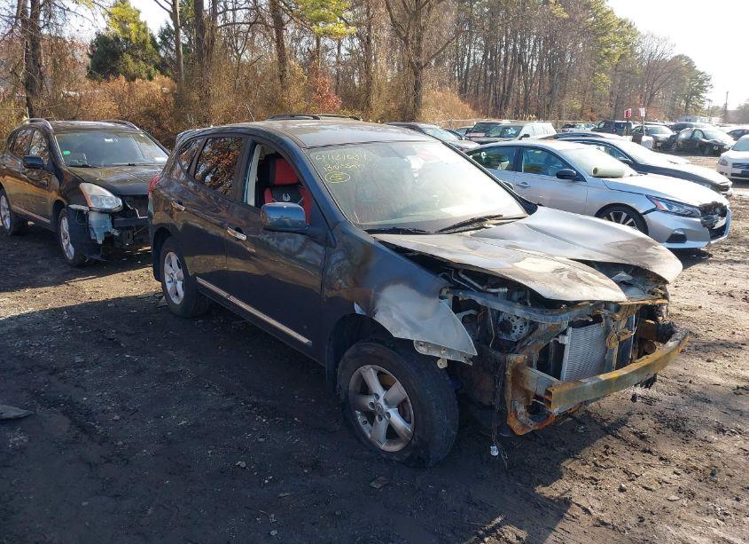 2013 Nissan Rogue S (VIN JN8AS5MV3DW663071) main photo