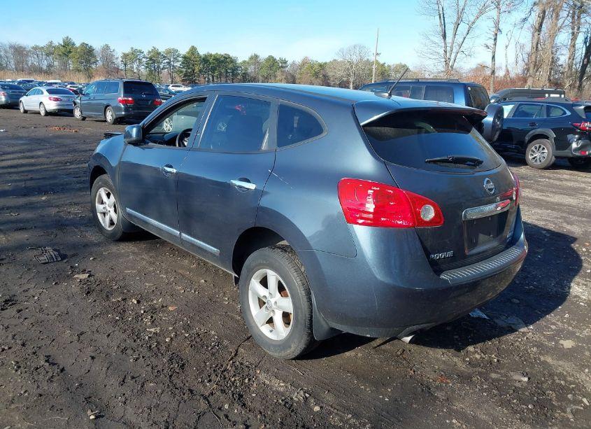 Photo 3 of 2013 Nissan Rogue S (VIN JN8AS5MV3DW663071)