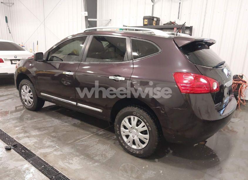 Photo 3 of 2014 Nissan Rogue SELECT S (VIN JN8AS5MV3EW719835)