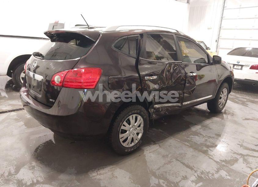 Photo 4 of 2014 Nissan Rogue SELECT S (VIN JN8AS5MV3EW719835)