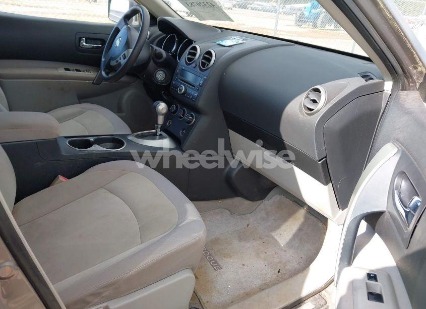 Photo 5 of 2010 Nissan Rogue S (VIN JN8AS5MV4AW147622)