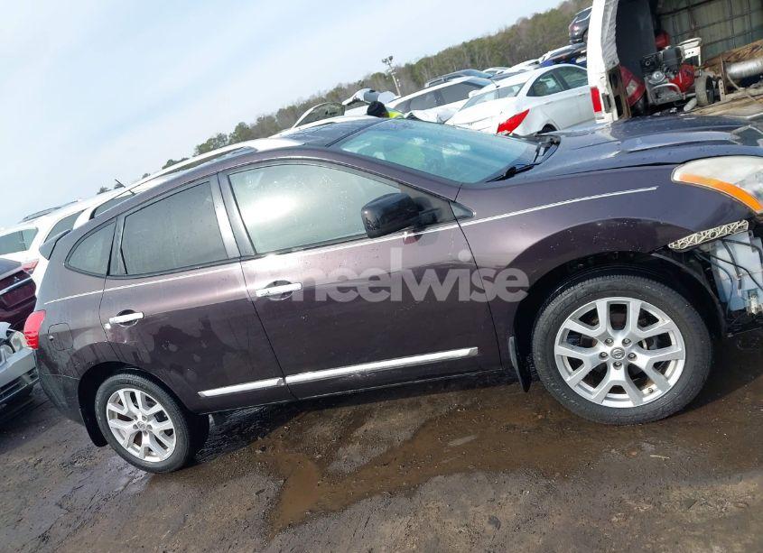 Photo 13 of 2011 Nissan Rogue SV (VIN JN8AS5MV4BW267647)