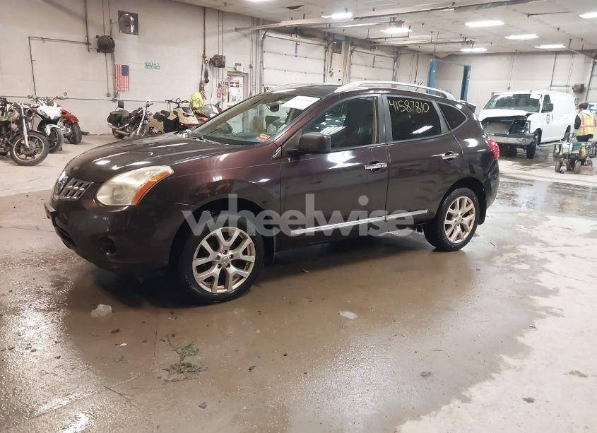 Photo 2 of 2011 Nissan Rogue SV (VIN JN8AS5MV4BW288854)