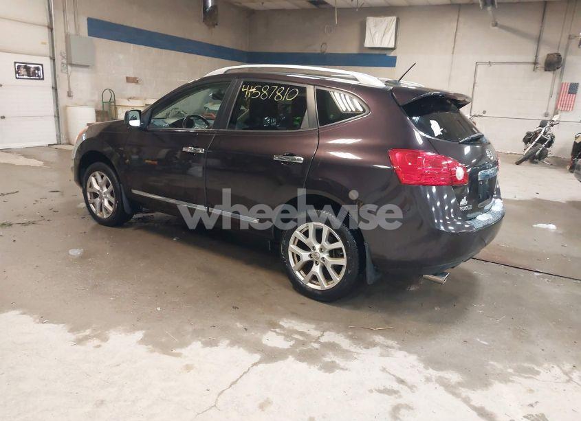 Photo 3 of 2011 Nissan Rogue SV (VIN JN8AS5MV4BW288854)