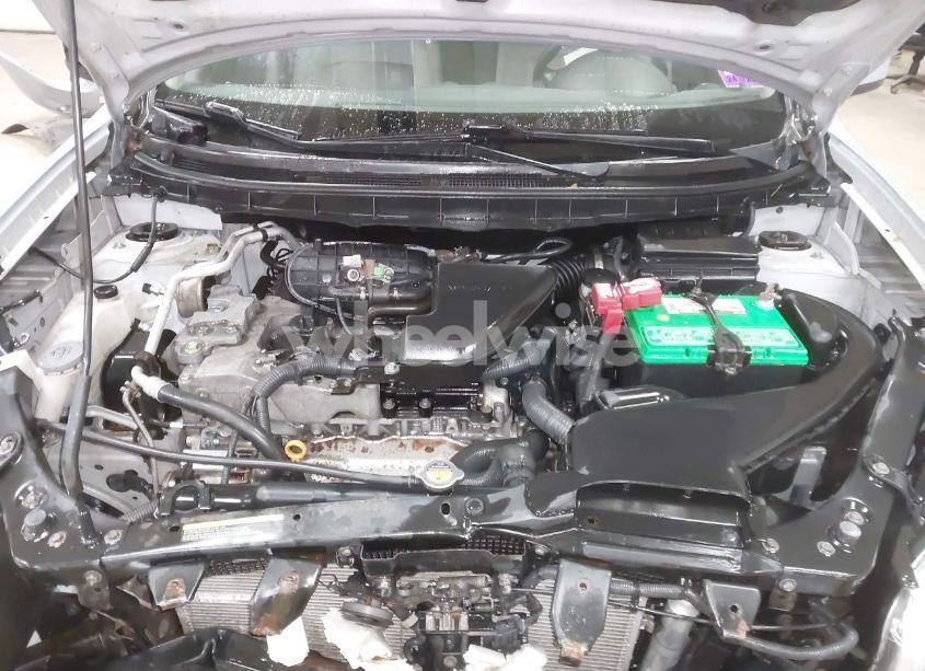 Photo 10 of 2011 Nissan Rogue SV (VIN JN8AS5MV4BW297201)