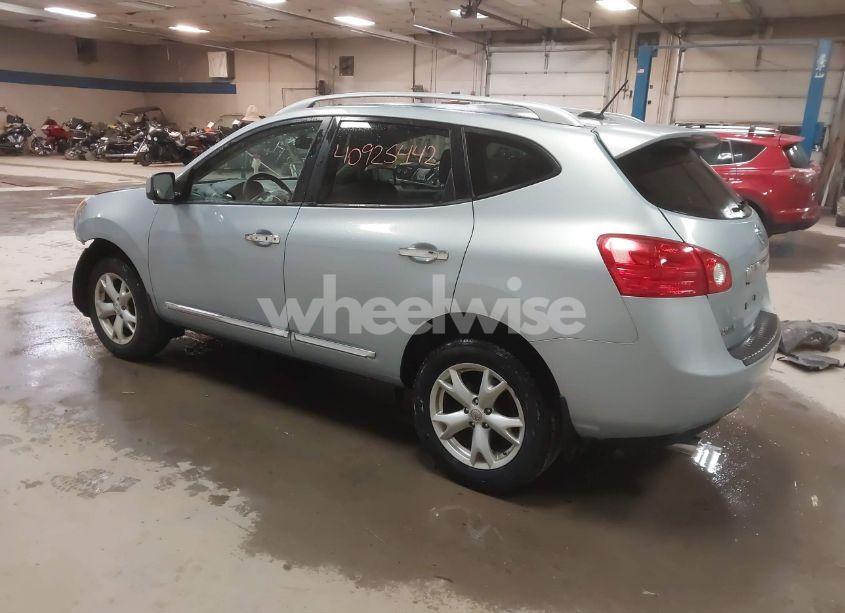 Photo 3 of 2011 Nissan Rogue SV (VIN JN8AS5MV4BW297201)