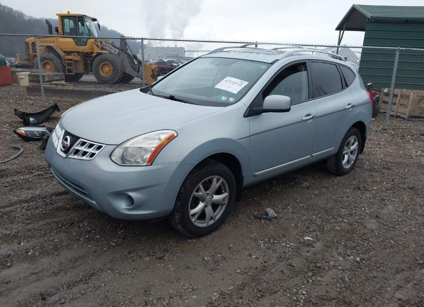 Photo 2 of 2011 Nissan Rogue SV (VIN JN8AS5MV4BW302784)