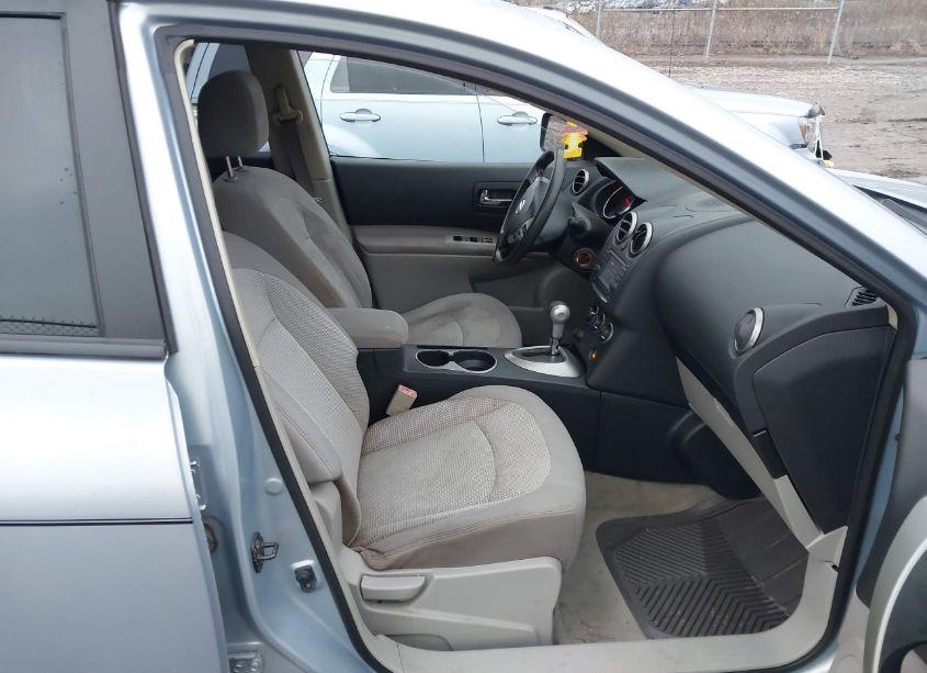 Photo 5 of 2011 Nissan Rogue SV (VIN JN8AS5MV4BW302784)