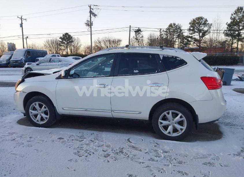 Photo 14 of 2011 Nissan Rogue SV (VIN JN8AS5MV4BW314160)