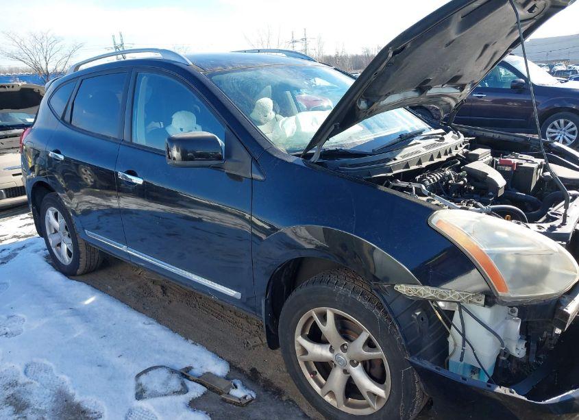 2011 Nissan Rogue SV (VIN JN8AS5MV4BW667319) main photo