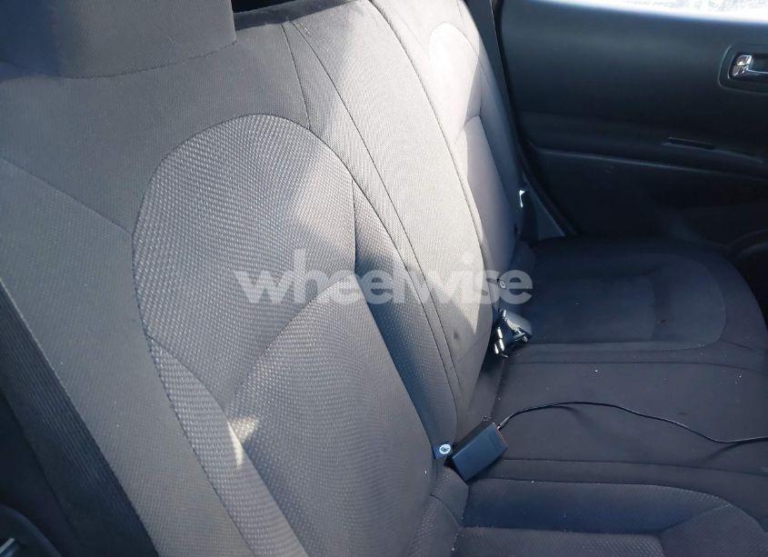 Photo 8 of 2011 Nissan Rogue S (VIN JN8AS5MV4BW672407)