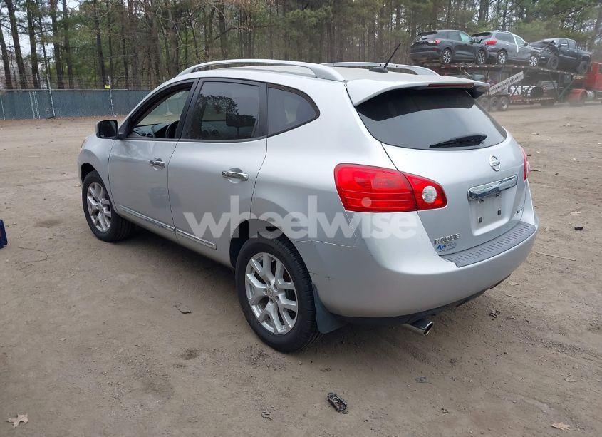 Photo 3 of 2011 Nissan Rogue SV (VIN JN8AS5MV4BW684136)