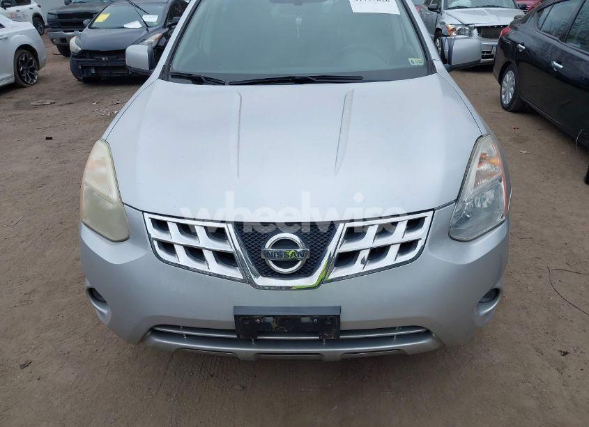 Photo 6 of 2011 Nissan Rogue SV (VIN JN8AS5MV4BW684136)