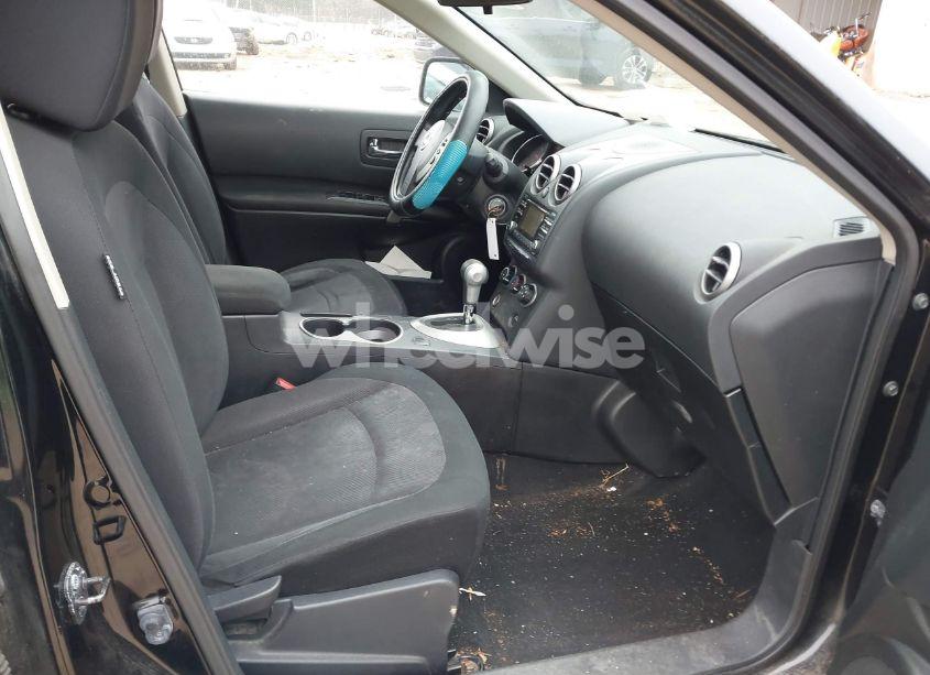 Photo 5 of 2012 Nissan Rogue S (VIN JN8AS5MV4CW381875)