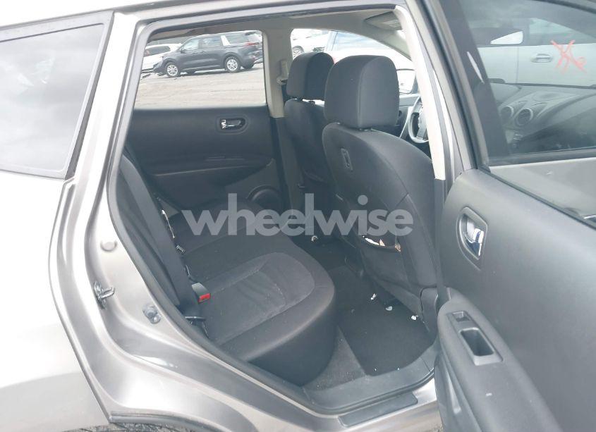 Photo 8 of 2012 Nissan Rogue S (VIN JN8AS5MV4CW701535)