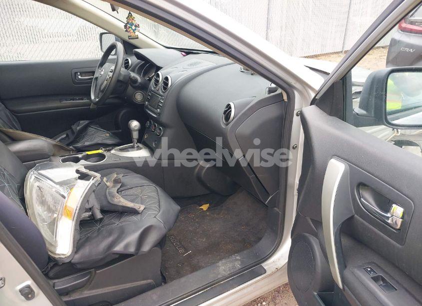 Photo 5 of 2012 Nissan Rogue S (VIN JN8AS5MV4CW702829)