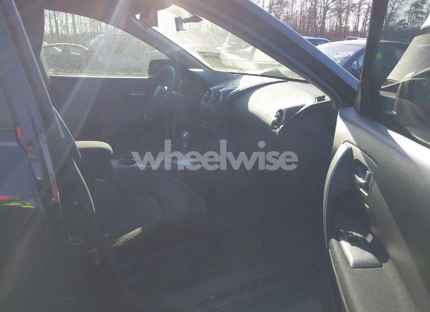 Photo 5 of 2012 Nissan Rogue SV (VIN JN8AS5MV4CW713989)