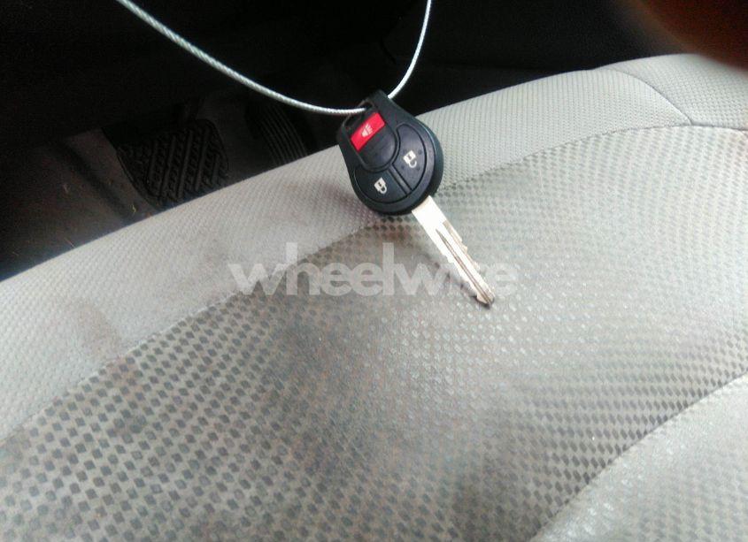 Photo 11 of 2013 Nissan Rogue S (VIN JN8AS5MV4DW104130)