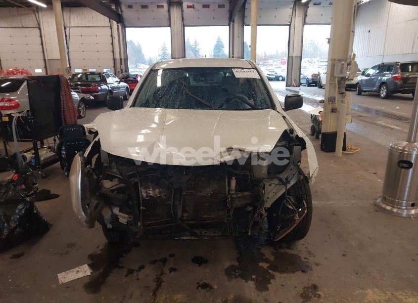 Photo 13 of 2013 Nissan Rogue S (VIN JN8AS5MV4DW109747)