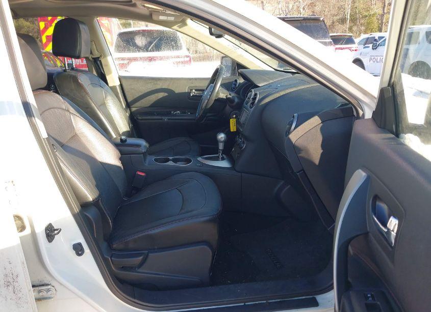 Photo 5 of 2013 Nissan Rogue SV W/SL PKG (VIN JN8AS5MV4DW109893)