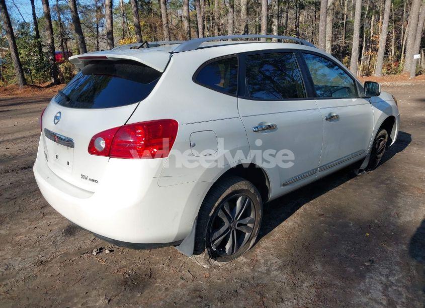 Photo 4 of 2013 Nissan Rogue SV (VIN JN8AS5MV4DW115404)