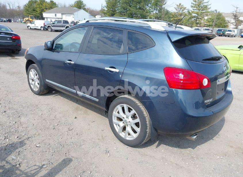 Photo 3 of 2013 Nissan Rogue SV W/SL PKG (VIN JN8AS5MV4DW142263)