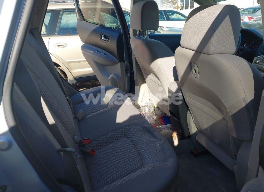 Photo 8 of 2013 Nissan Rogue SV (VIN JN8AS5MV4DW142859)