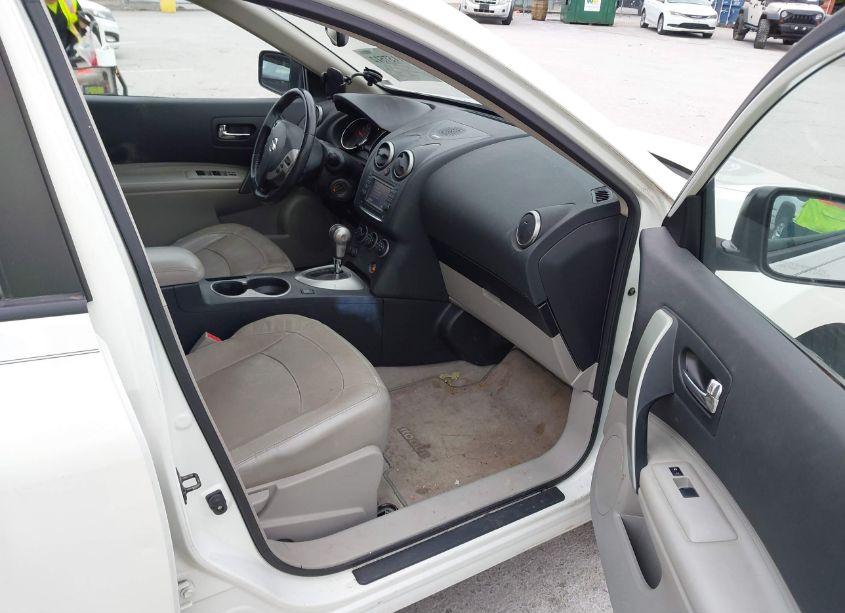 Photo 5 of 2013 Nissan Rogue SV W/SL PKG (VIN JN8AS5MV4DW607785)