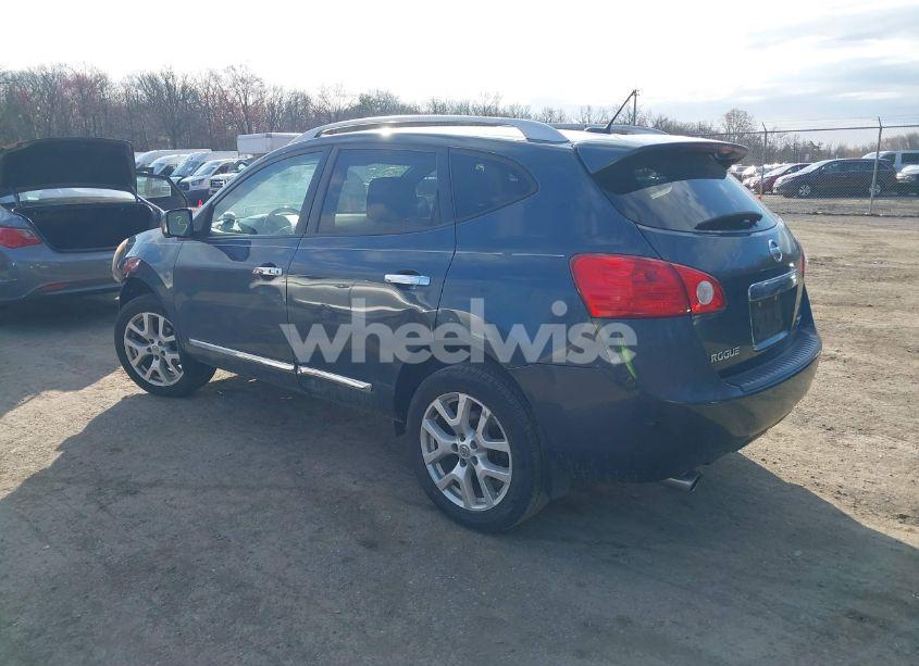 Photo 3 of 2013 Nissan Rogue SV W/SL PKG (VIN JN8AS5MV4DW613943)