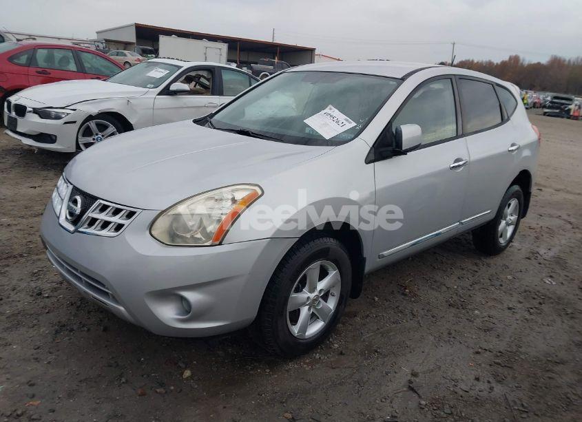 Photo 2 of 2013 Nissan Rogue S (VIN JN8AS5MV4DW616406)